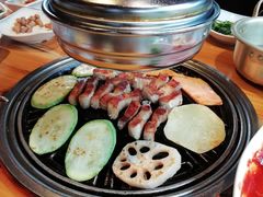 -唯成•韩国炭火烤肉 유성고기