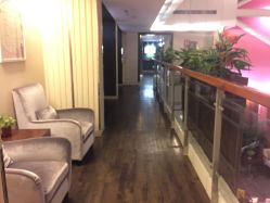-知爱母婴专护全套房月子会所(新华路店)