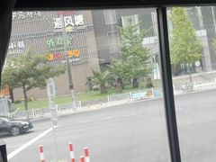 -百盛(莘庄店)
