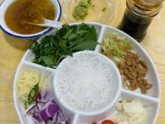 -官塘陈记鱼生·潮汕砂锅粥·牛肉火锅(潮枫路总店)