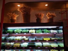 -小蛮椒麻辣烫·麻辣拌(青浦宝龙店)