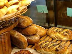 -Dough&Joe团憩(瑞虹天地月亮湾店)