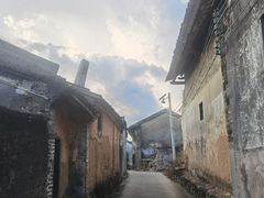 -皇思扬古围村