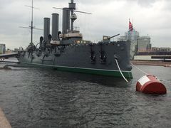 -阿芙乐尔号巡洋舰