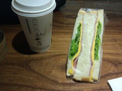 -星巴克(北京天坛东路店)