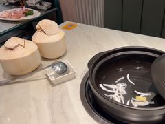 -四季缤纷椰子鸡(雨花亭凯德广场店)