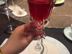 -海派悦庭·海胆烧麦·新融合菜(凯德广场店)
