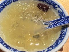 莲子银耳羹-南京大牌档(龙江新城市广场店)