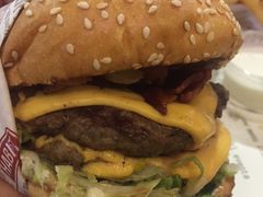 -The Habit Burger Grill 哈比特汉堡(爱琴海店)