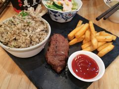 雪花牛肉粒配黑松露烩米饭-红小满休闲餐厅(十全街店)