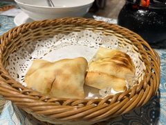 馕坑烤包子-巴扎美食·新疆菜·西域歌舞表演餐厅(新疆大厦店)