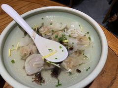 招牌鲜虾小馄饨-苏小柳手工点心(人民广场分院)