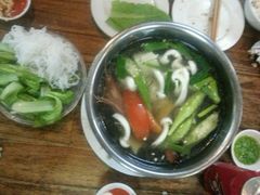 android_upload_pic-Hue Ngon Restaurant