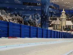 -长沙湘江冰雪世界