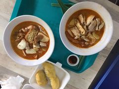 -亚王咖喱鸡米粉面