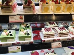 -罗森尼娜(德思勤店)