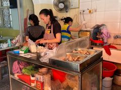 -依云煎包店