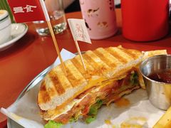 -Catch Bagel(芳草地店)