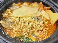 -锅神麻辣烫