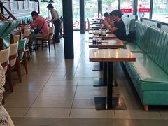 大堂-李先生牛肉面大王(上海站南广场店)