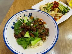 -左左香老潼关肉夹馍(龙山一路店)