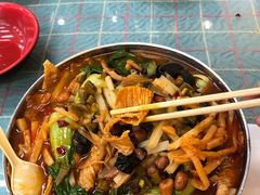 -红鼻子桂林米粉(金唐新光界店)