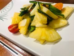 青柠檬拌菠萝-云海肴云南菜(花园城店)