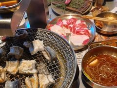 -草家酱蟹炭火烤肉店(珲春南路一店)