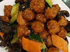 -大鸭梨烤鸭店(金顶街店)