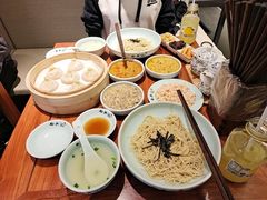 -裕兴记•蟹黄面馆(人民广场店)