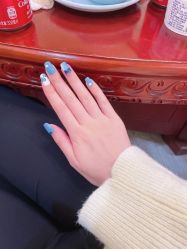 -手牵手美甲