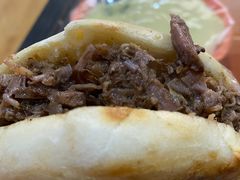-老西关黄老太牛肉烧饼
