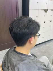 -藤野造型烫发染发