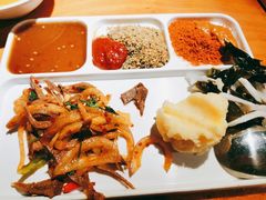 -7年8班朝鲜族非遗美食(三钢里店)