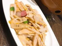 腊肉笋-郑庄脂渣海鲜楼(九水路店)
