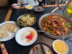 -侯志伟老街炒鸡(广济街店)
