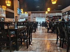 大堂-乐山食古香跷脚牛肉