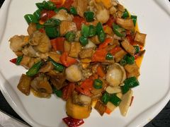 -芳芳私房菜·精做淮扬菜(承德路店)