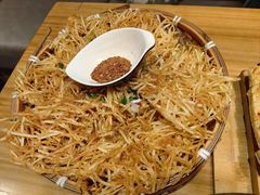 香煎土豆丝-山茶云南菜(永安里店)