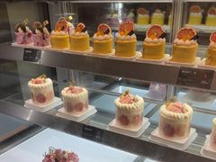 -罗森尼娜(德思勤店)