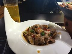 -西街夜油条·麻团包乌饭