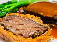 脆皮雪花牛肉配蝦仔五頭鮮鮑-Yan Ting 宴庭中餐厅(上海静安瑞吉酒店)