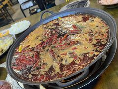 -黄潇洒老火锅(九眼桥宏济巷店)