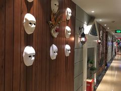 -环球梦主题KTV(曲阳生活购物中心店)