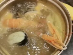 -半岛翡丽海鲜自助餐厅(观风亭店)