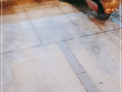 -有红鸡毛店·川菜(建设路店)