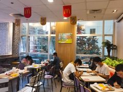 大堂-麦当劳(春风店)