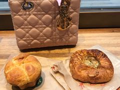 布里欧/黑松露鸡肉卷-星巴克臻选(南京艾尚天地店)