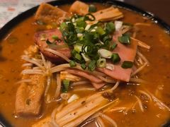 -肥汁米蘭香港米线(宁波路总店)