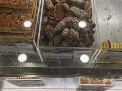 -哈氏上海哈尔滨食品厂(汇联商厦天钥桥路店)